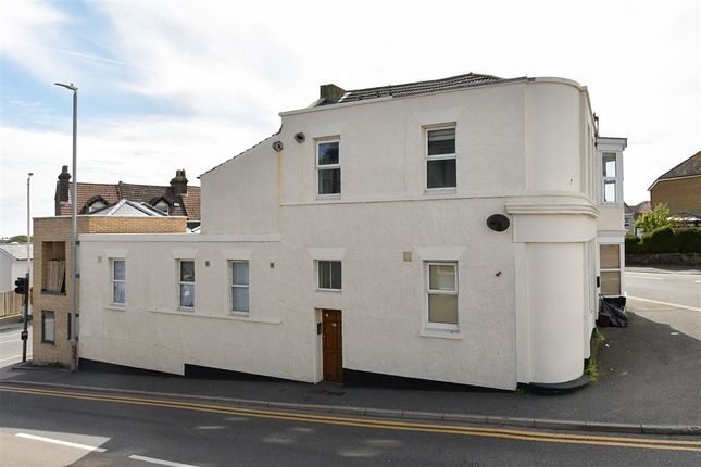 Studio flat on Chatham Street, Ramsgate, £40,000