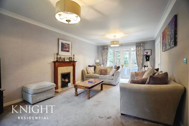 18, Coppingford End, Colchester photo 2
