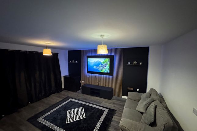 34, Reeves Way, DONCASTER photo 2
