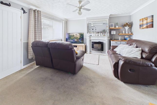 Linnet Drive, Chelmsford photo 3