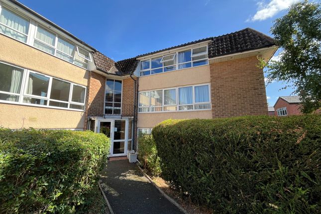 1-bed flat on 24 Lordswood Square Lordswood Road, Birmingham, £60,000