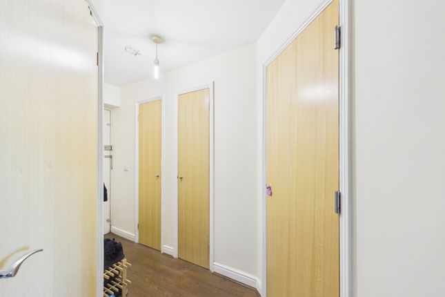 Flat 2, Alder Court, Cline Road, London photo 3