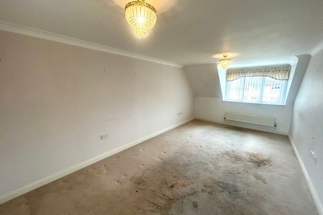 28 Alexandra Walk, Prince Charles Avenue, Dartford photo 4