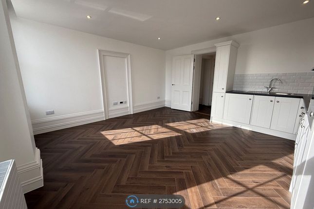 Gertrude Court, Church St, Biggleswade photo 4