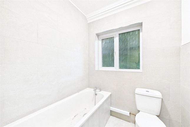 MARKETING CARD,, Flat 10, Newbury House, Newbury photo 4