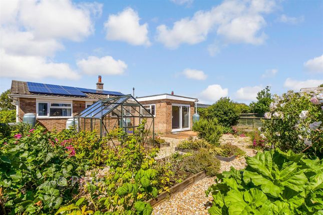 18, Redlake Road, Freshwater photo 2