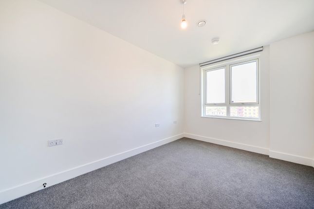 Pipits Place, Barking photo 5