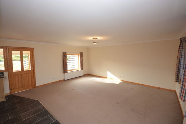 3 Bed Cottage To Rent In Courtyard Cottages Lentran Inverness