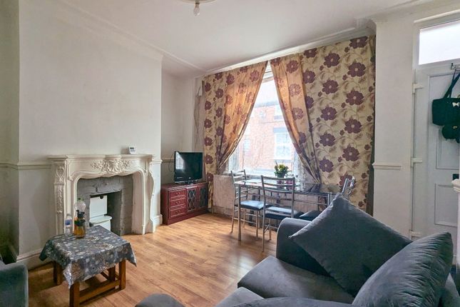 49 Recreation Terrace, Leeds photo 4