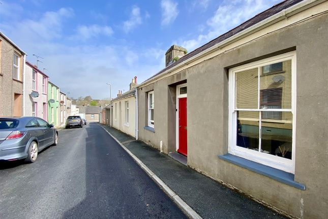 Cottage for sale in Williamson Street, Pembroke