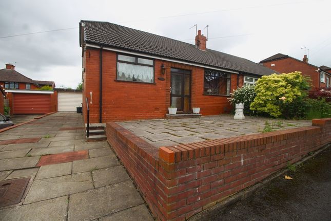 Thumbnail Semi-detached bungalow to rent in Fairfields, Oldham