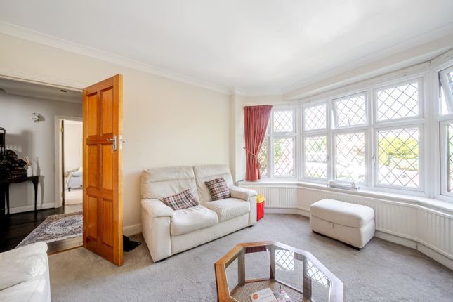 38, Clarendon Way, Chislehurst photo 3