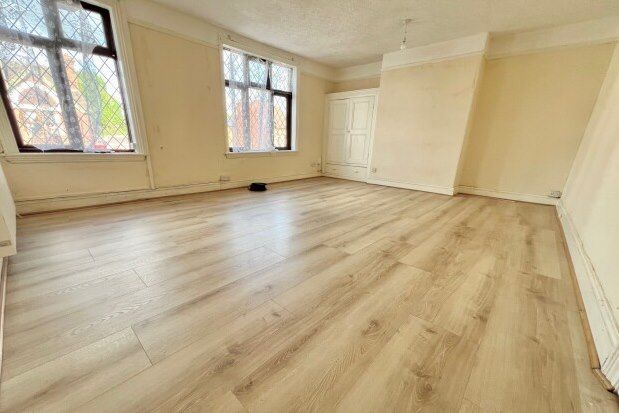 Flat to rent in 479 Bloxwich Road, Walsall