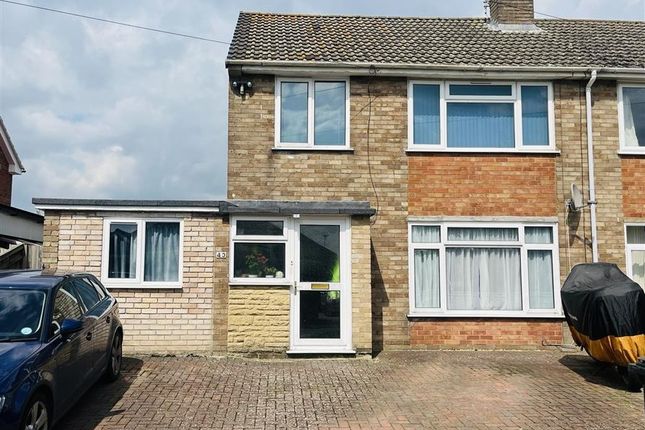 Thumbnail Semi-detached house for sale in Barnes Road, Didcot