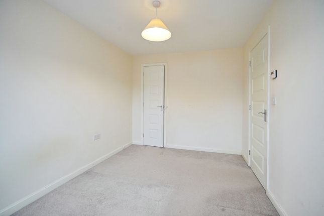 4, Glasgow Close, Swadlincote photo 5