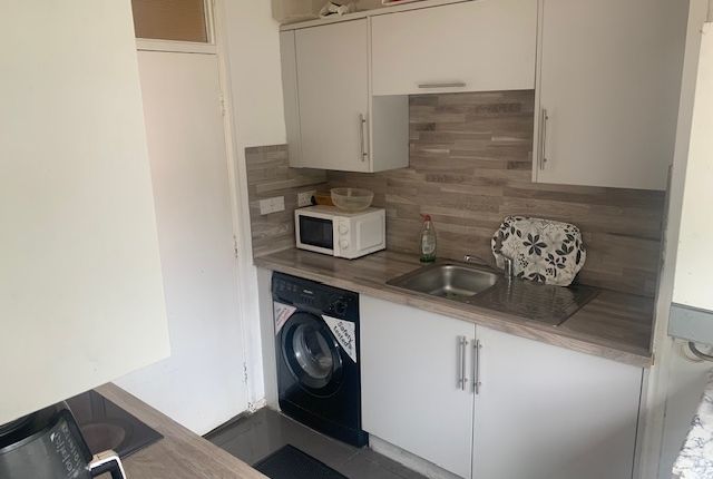 88, Printon Avenue, Manchester photo 4