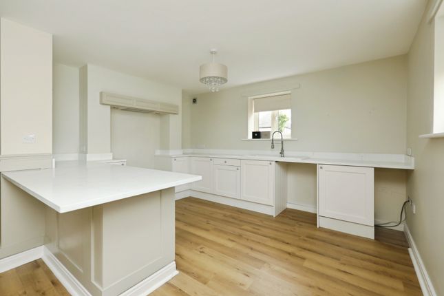 2c, High Street, Arksey photo 3