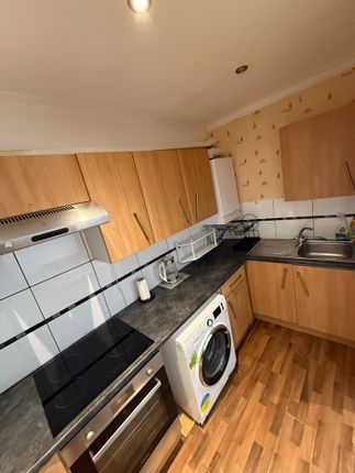 Flat 1, 20, Reginald st, Luton photo 4