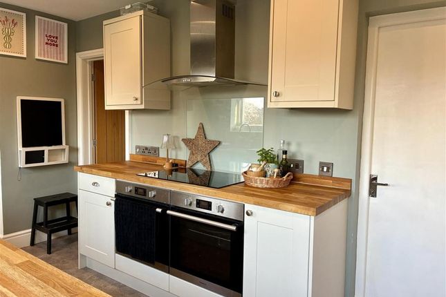 47, Badsey Lane, Evesham photo 5