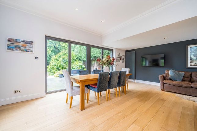 8, Mayfield Road, Weybridge photo 4