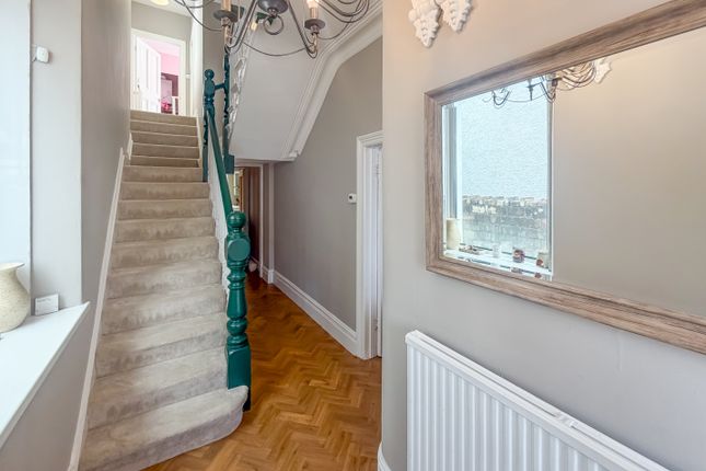 30, Old Road, Llanelli photo 2