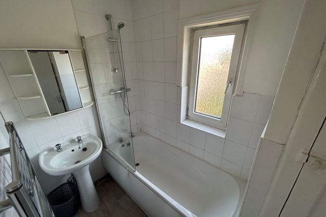 3A, Ladybrook Lane, Mansfield photo 3