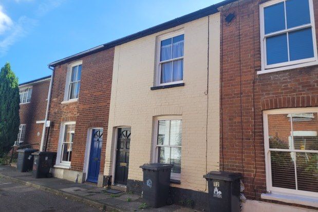 Thumbnail Terraced house to rent in St. Edmunds Road, Canterbury