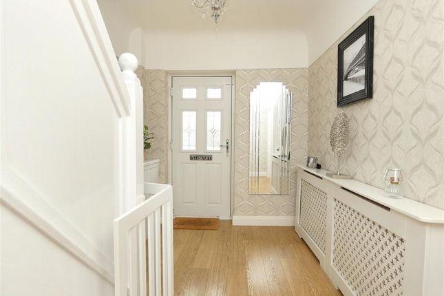 92, Acacia Avenue, Liverpool photo 3