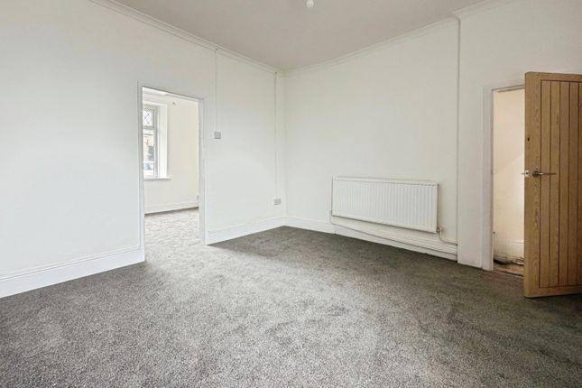 180, Caerphilly photo 2