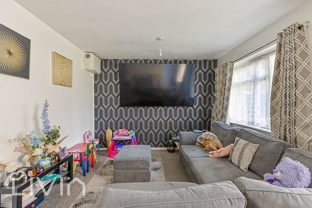 59 Johnson Road, Croydon photo 3