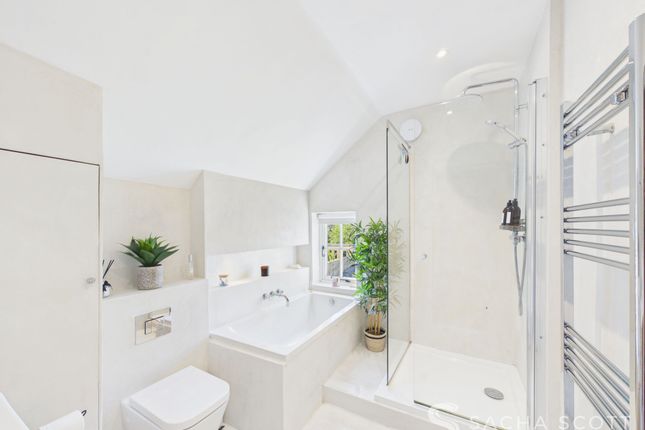 4 Canons Lane, Tadworth photo 2