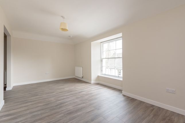 Flat 4, George House, 75 Hardgate, HADDINGTON photo 3
