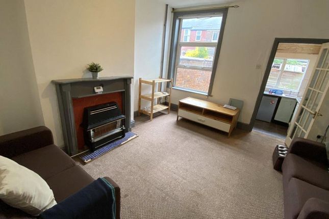 215, Thornton Road, Manchester photo 2