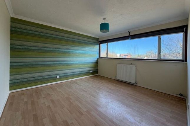 4A, Kingsway, Camberley photo 3
