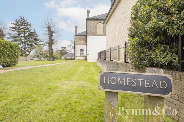 Town house for sale in St Andrews Park, Thorpe St Andrew