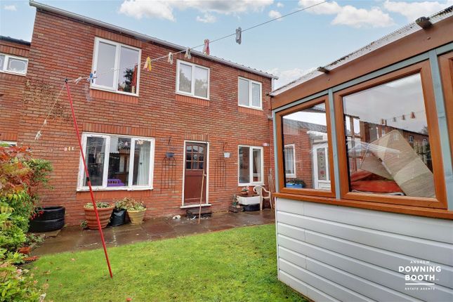 End terrace house for sale in Lincoln Close, Lichfield