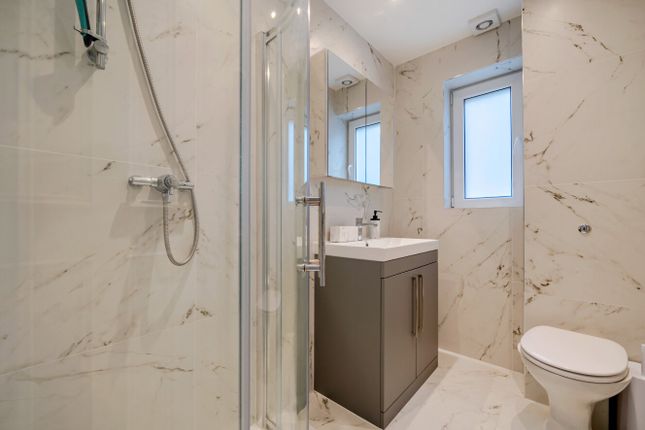 Flat F, 41, Queens Road, London photo 4