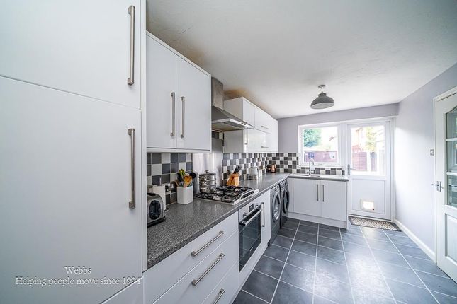 18, Linley Close, Walsall photo 2