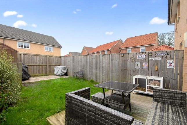 15, Beckside Close, Harrogate photo 4