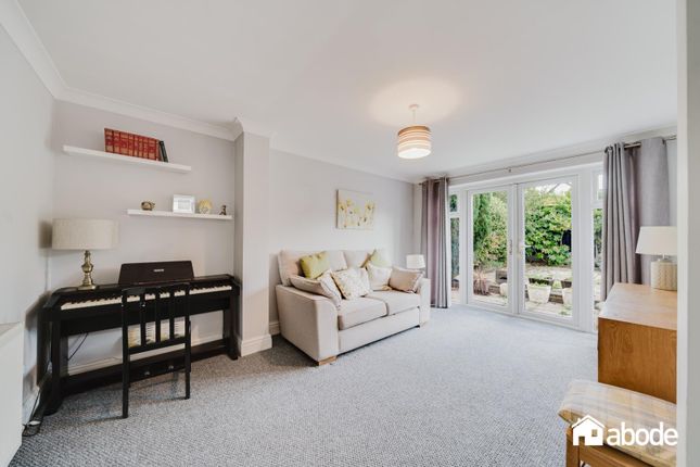 Derwent Drive, Liverpool photo 2