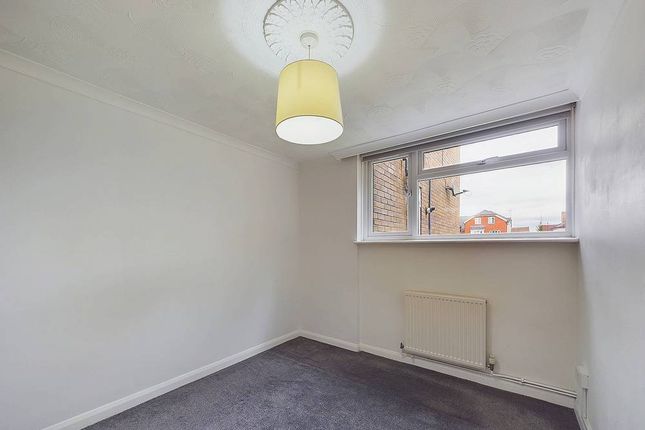 3 Bernards Court, Ellison Road, Sidcup photo 4
