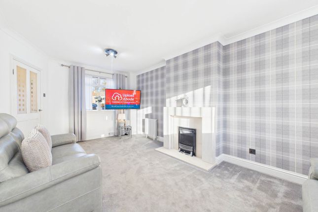 23, Langholm Crescent, Wishaw photo 3