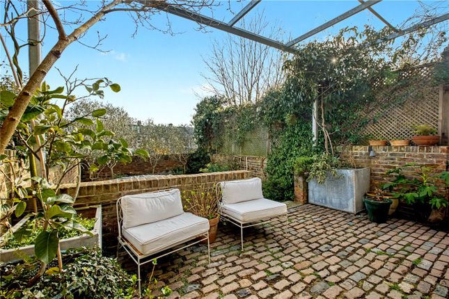89, Mortimer Road, London photo 3