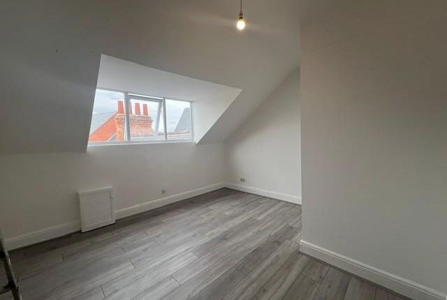 Flat 3, 12, High Street, Nottingham photo 4