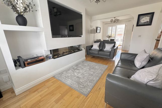 34, Aldeburgh Way, Seaham photo 2