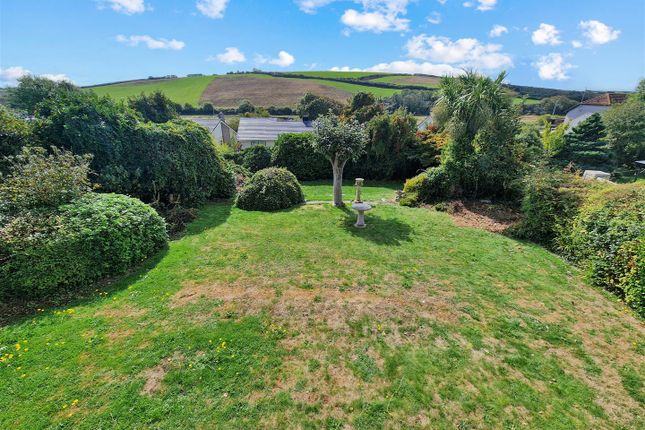 10, Chichester Crescent, Newquay photo 2