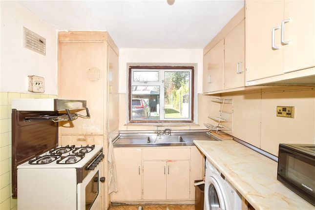 Denchers Plat Langley Green, Crawley photo 3