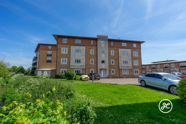 Flat for sale in Manley Gardens, Bridgwater