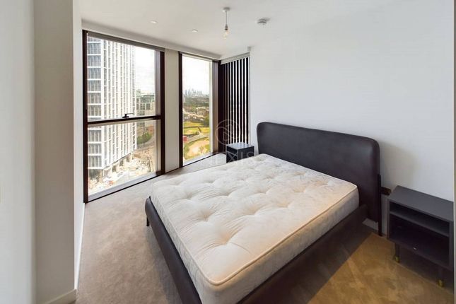 Flat to rent in Thames City, Nine Elms, London
