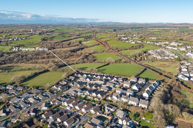 32, Newton Fields, Kilgetty photo 2